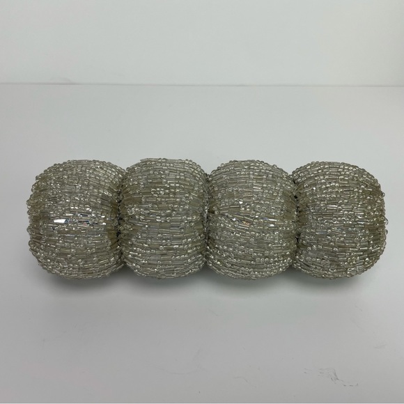 Silver Tone Beaded Napkin Rings Set 4 Holders Dinner Party Tableware Vintage - Picture 4 of 5